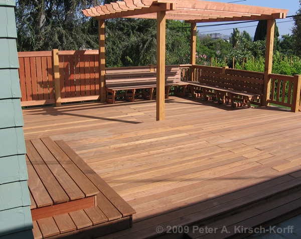 Mangaris &amp; Redwood Deck with Arbor &amp; Benches - Los Angeles, Studio 